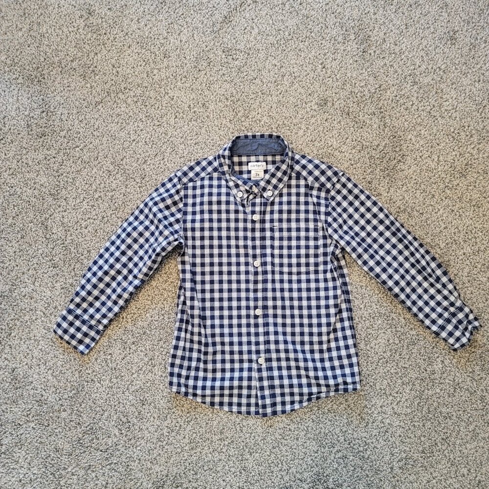 **Carters Blue & White checked button down shirt 3T, Good Condition.